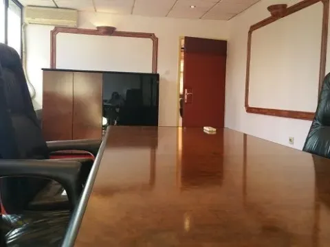 Izdavanje, poslovni prostor, 110m², Novi Beograd Sve Podlokacije, Beograd