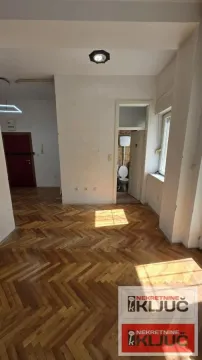 Prodaja, dvosoban stan, 56m², Bulevar Oslobodjenja, Novi Sad Sve Podlokacije - image 7