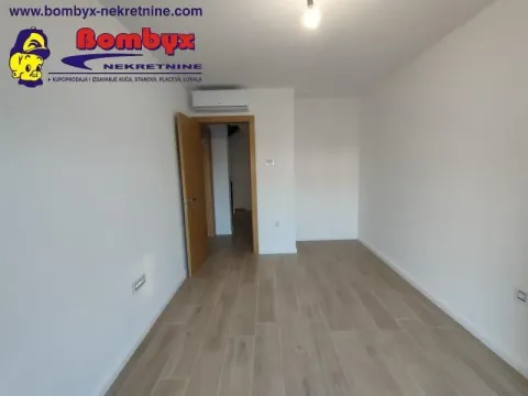 Prodaja, kuća, 181m², Sremska Kamenica, Petrovaradin - image 23