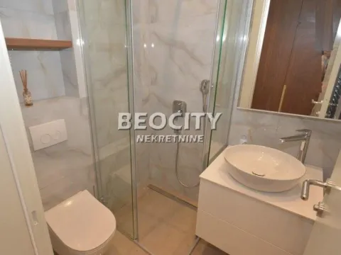 Sale, three bedroom apartment, 250m², Šumice, Beograd - image 6