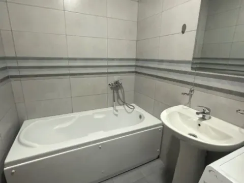Izdavanje, jednosoban stan, 45m², Tuški Put, Podgorica - image 2