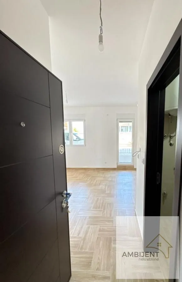 Sale, one bedroom apartment, 33m², Surčin, Beograd