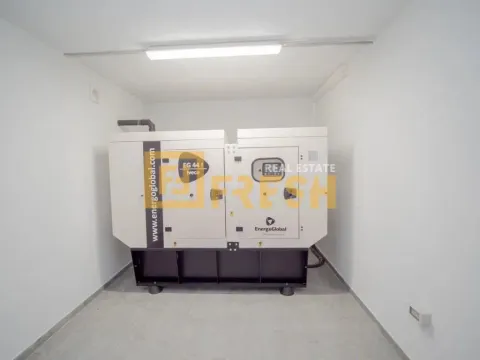 Prodaja, kuća, 750m², Tivat, Crna Gora - image 40