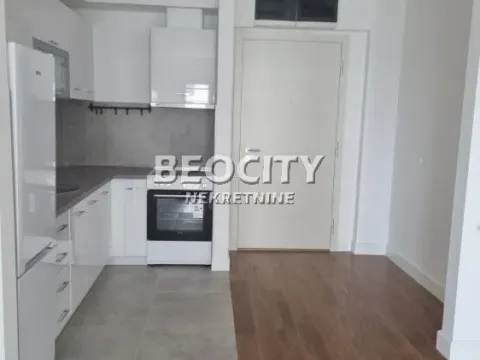 Izdavanje, trosoban stan, 72m², Karaburma, Palilula Sve Podlokacije - image 4