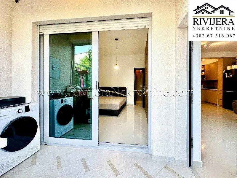 Prodaja, jednosoban stan, 53m², Dobrota, Kotor
