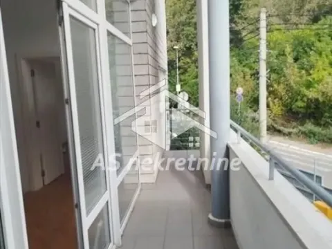 Izdavanje, kuća, 300m², Savski Venac, Beograd - image 21