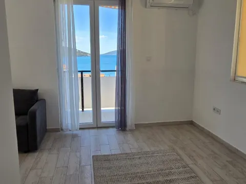 Prodaja, stan, 53m², Herceg Novi, Crna Gora - image 3