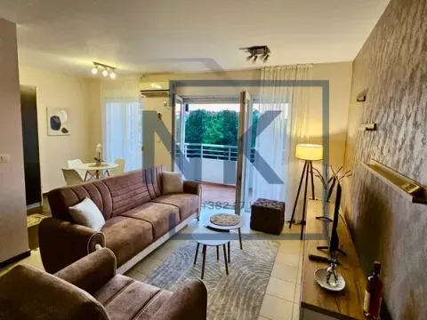 Prodaja, dvosoban stan, 80m², Ljubović, Podgorica - image 1