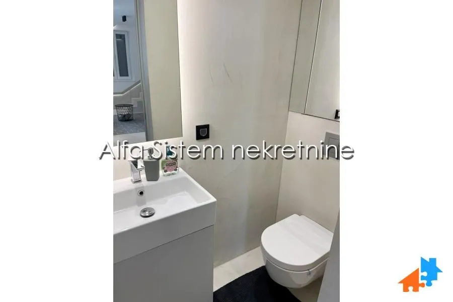Rent, two bedroom apartment, 55m², Crveni Krst, Beograd