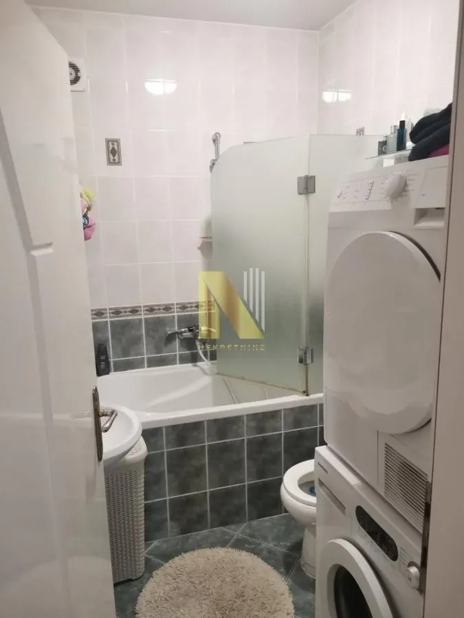 Izdavanje, dvosoban stan, 70m², Grbavica, Novi Sad Sve Podlokacije