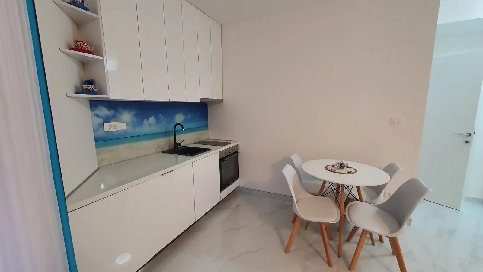 Izdavanje, jednosoban stan, 44m², Rafailovići, Budva