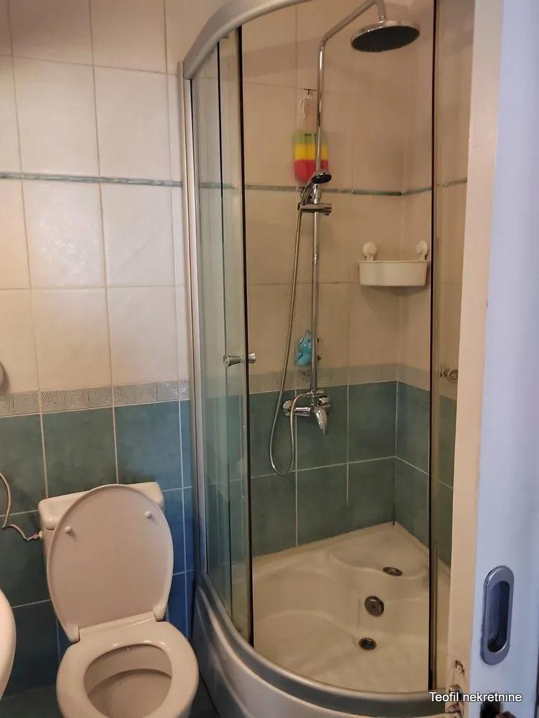 Sale, four bedroom apartment, 107m², Kalenić Pijaca, Vračar Sve Podlokacije