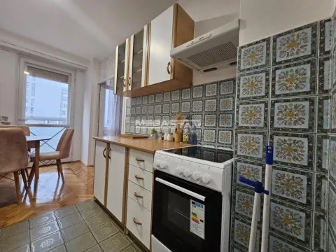 Izdavanje, dvosoban stan, 66m², Kalenić Pijaca, Vračar Sve Podlokacije - image 7