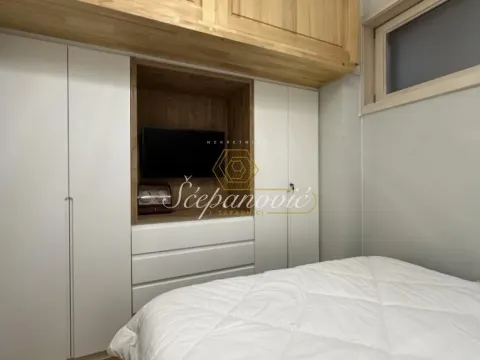 Izdavanje, dvosoban stan, 47m², Slavija, Vračar Sve Podlokacije - image 13