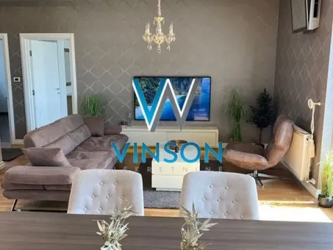 Izdavanje, trosoban stan, 123m², Sajam, Novi Sad Sve Podlokacije