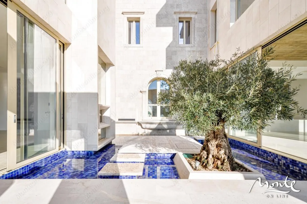 Prodaja, kuća, 791m², Donja Lastva, Tivat