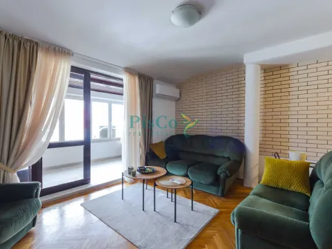 Prodaja, dvosoban stan, 75m², Centar, Podgorica - image 1