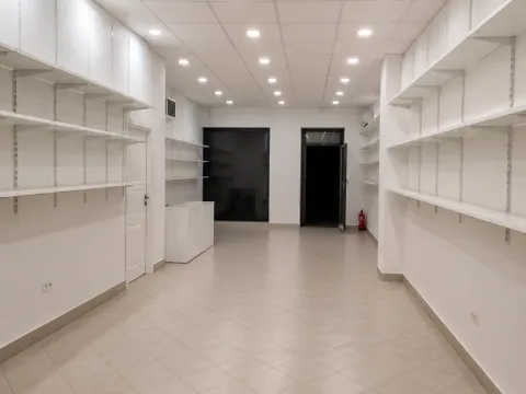 Rent, office space, 120m², Stari Aerodrom, Podgorica - image 2