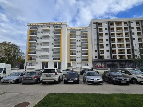Izdavanje, stan, 44m², Pobrežje, Podgorica - image 14