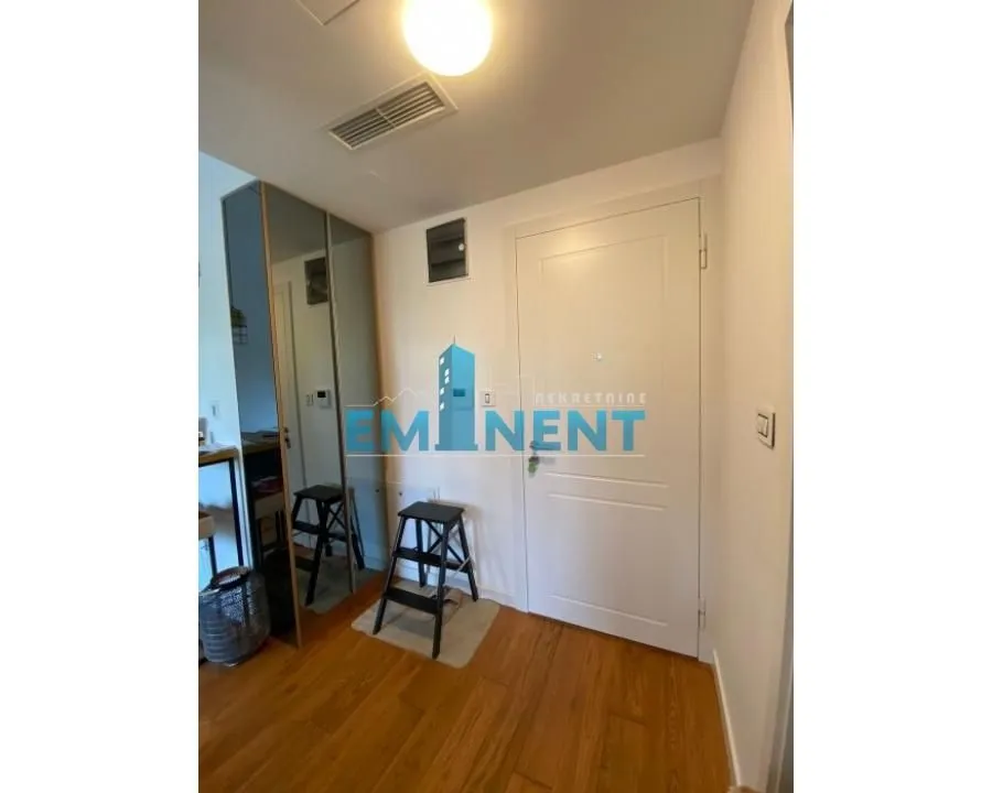 Izdavanje, stan, 41m², Savski Venac, Beograd