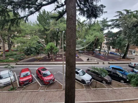 Izdavanje, dvosoban stan, 72m², Tivat, Crna Gora - image 5