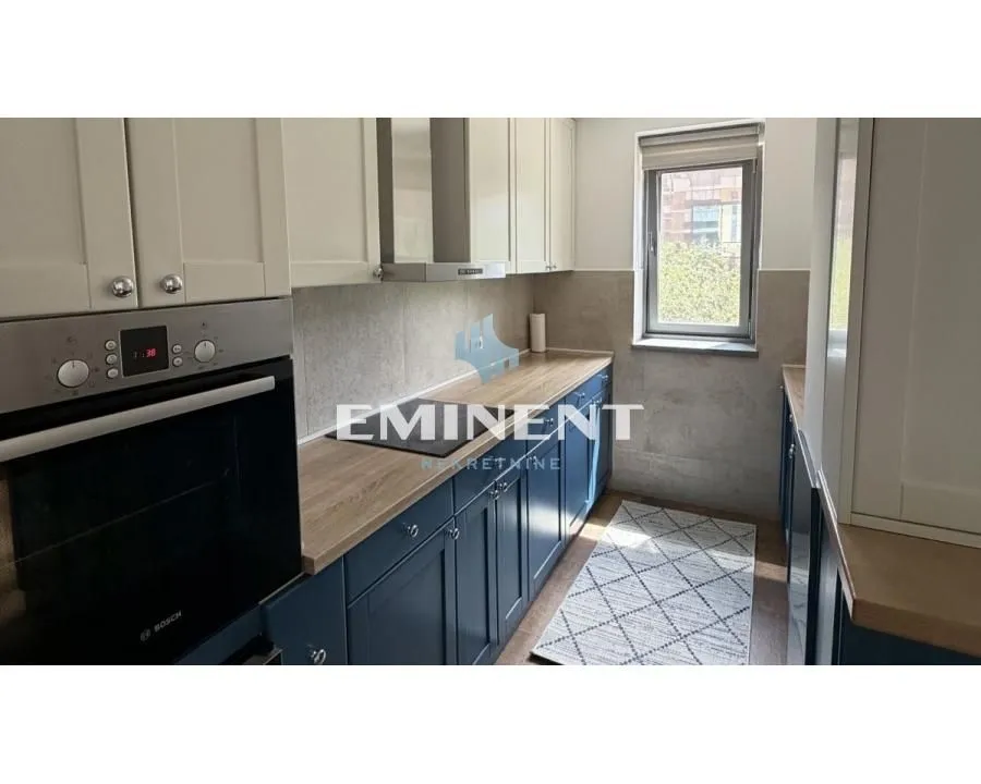 Izdavanje, četvorosoban stan, 117m², Novi Beograd Blok 65, Novi Beograd Sve Podlokacije