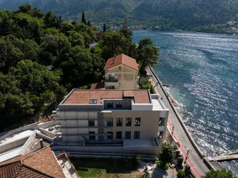 Prodaja, trosoban stan, 121m², Dobrota, Kotor - image 25