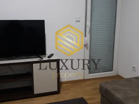 Rent, one bedroom apartment, 40m², Stari Aerodrom, Podgorica - image 7