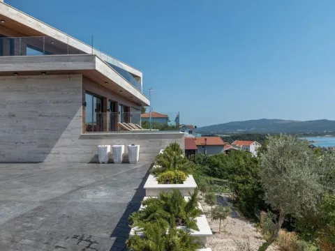 Prodaja, kuća, 311m², Tivat, Crna Gora - image 3