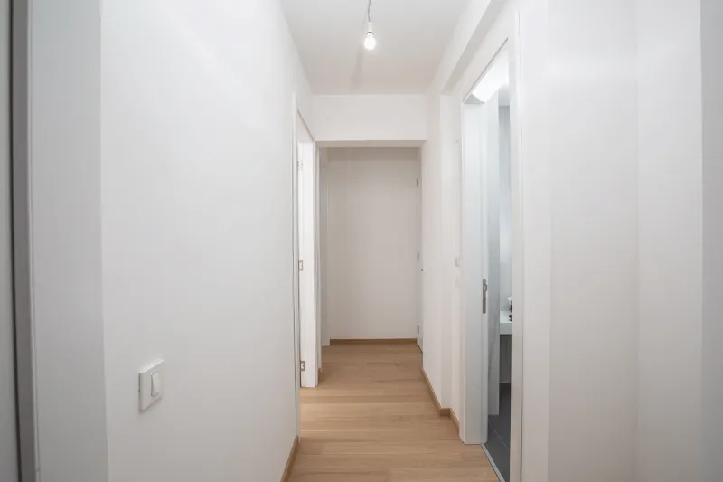 Prodaja, trosoban stan, 143m², Tivat, Crna Gora