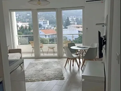 Sale, studio apartment, 34m², Sutomore, Bar - image 1