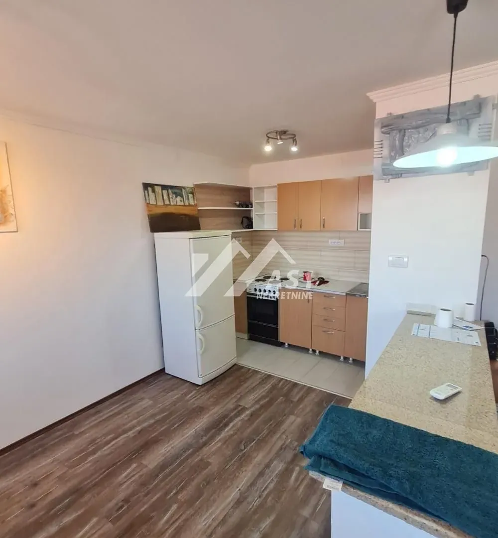 Prodaja, četvorosoban stan, 83m², Nova Detelinara, Novi Sad Sve Podlokacije