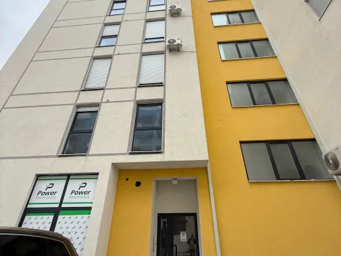 Stan in Velika Plaža