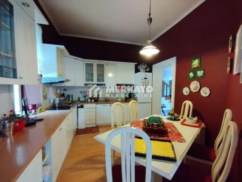 Sale, house, 270m², Čenta, Zrenjanin - image 6