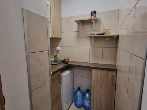 Izdavanje, jednosoban stan, 60m², Preko Morače, Podgorica - image 4