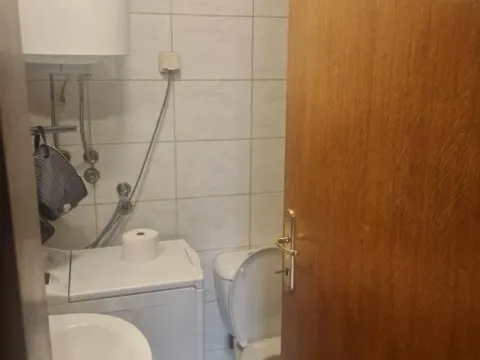 Prodaja, jednosoban stan, 40m², Sajmište, Novi Sad - image 8