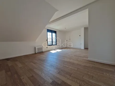 Prodaja, stan, 96m², Tivat, Crna Gora - image 4