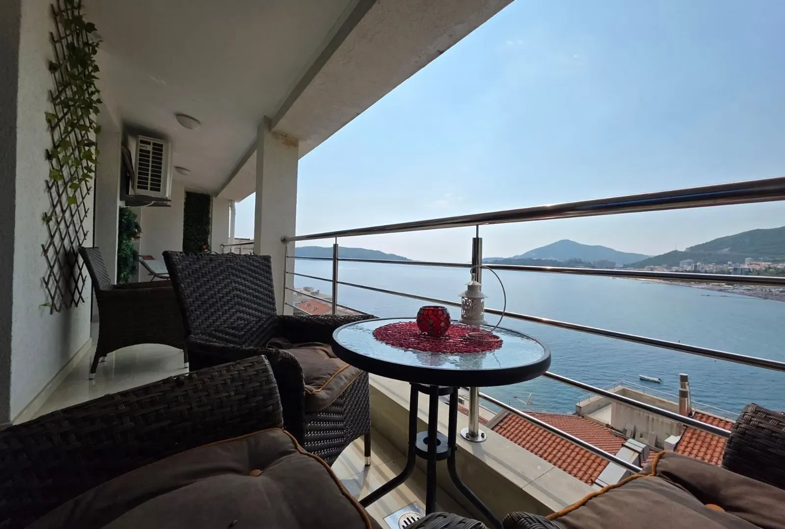 Sale, two bedroom apartment, 85m², Rafailovići, Budva