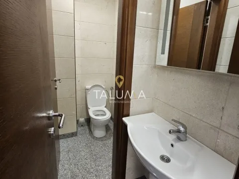 Izdavanje, poslovni prostor, 70m², Preko Morače, Podgorica - image 6