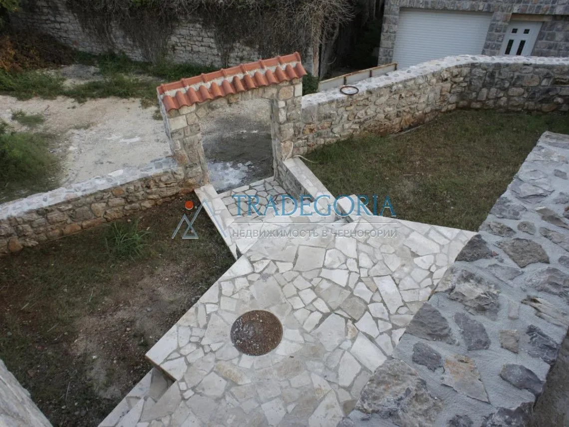 Prodaja, ugostiteljski objekat, 383m², Radovići, Tivat