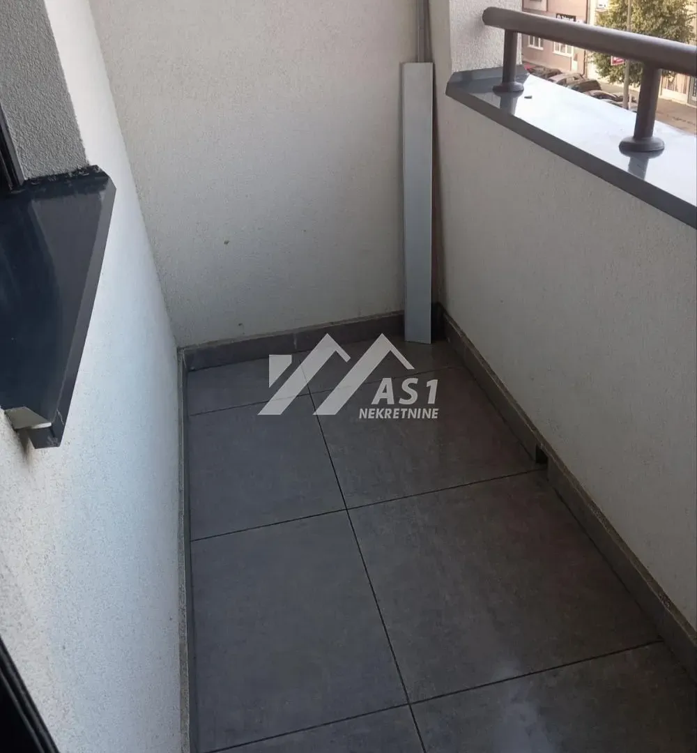 Izdavanje, jednosoban stan, 41m², Podbara, Novi Sad Sve Podlokacije