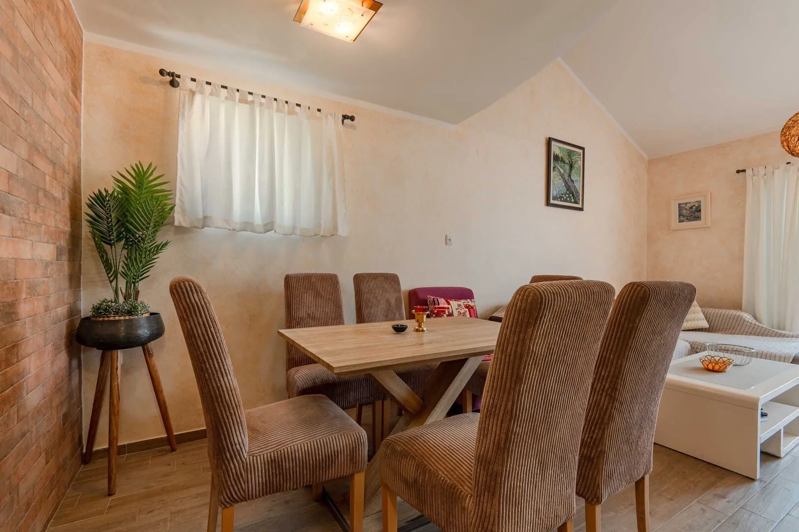 Sale, two bedroom apartment, 73m², Gospoština, Budva