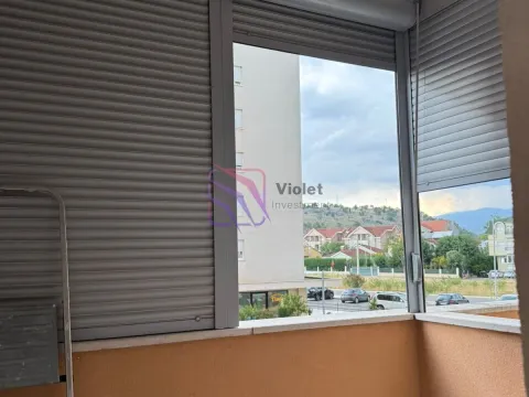 Izdavanje, dvosoban stan, 65m², City Kej, Podgorica - image 18