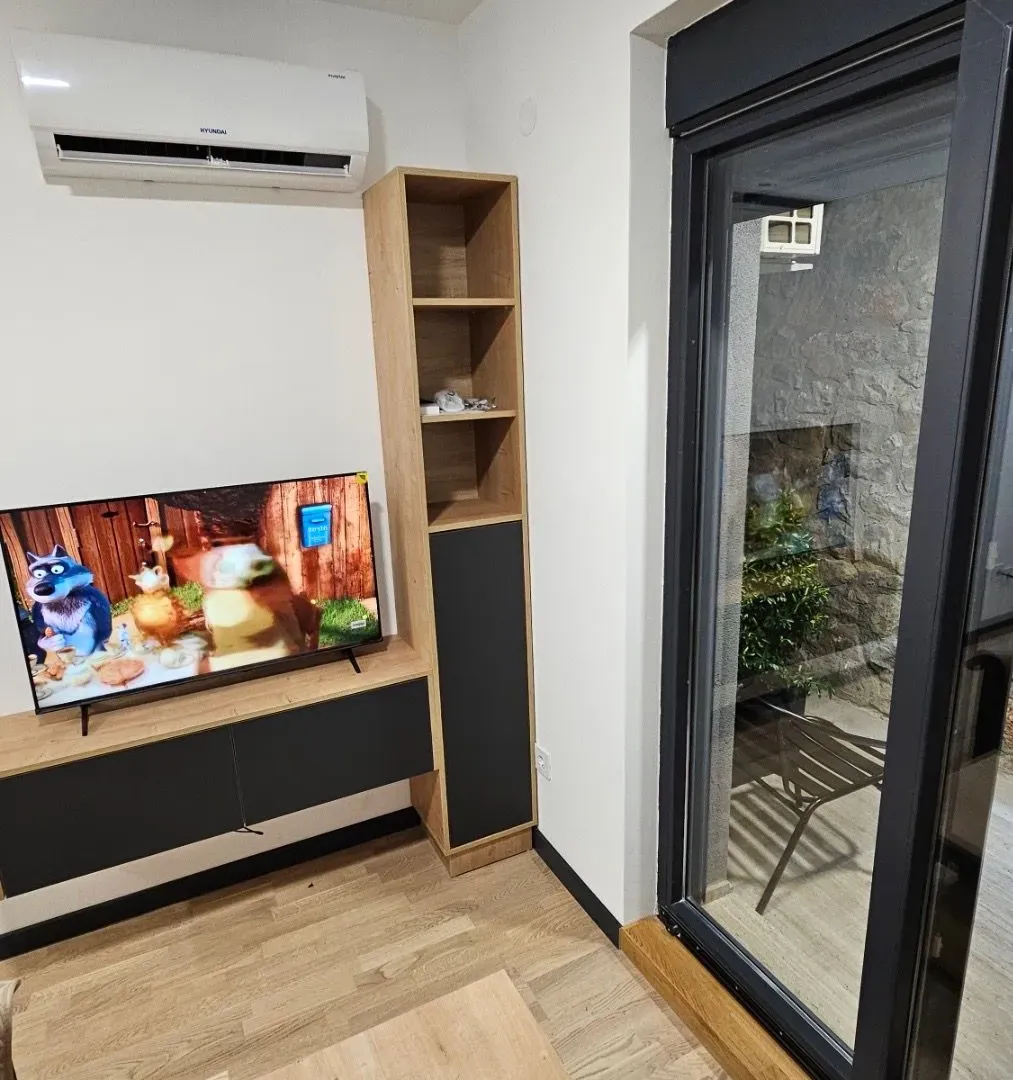 Izdavanje, jednosoban stan, 37m², Gorica C, Podgorica
