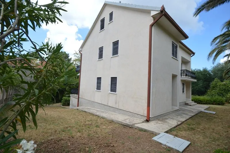 Sale, house, 206m², Đenovići, Herceg Novi