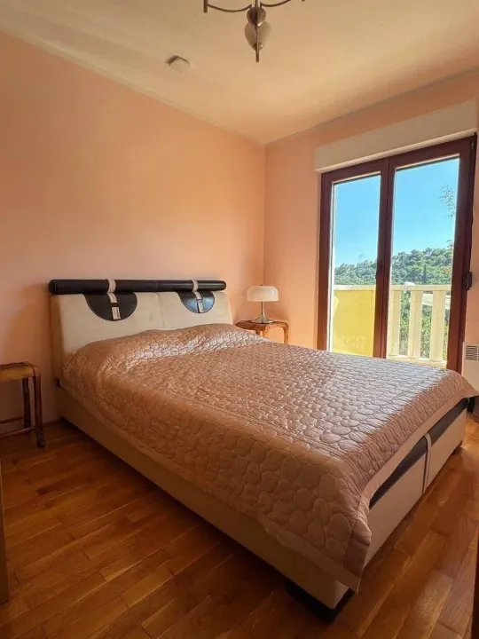Prodaja, jednosoban stan, 50m², Petrovac, Budva