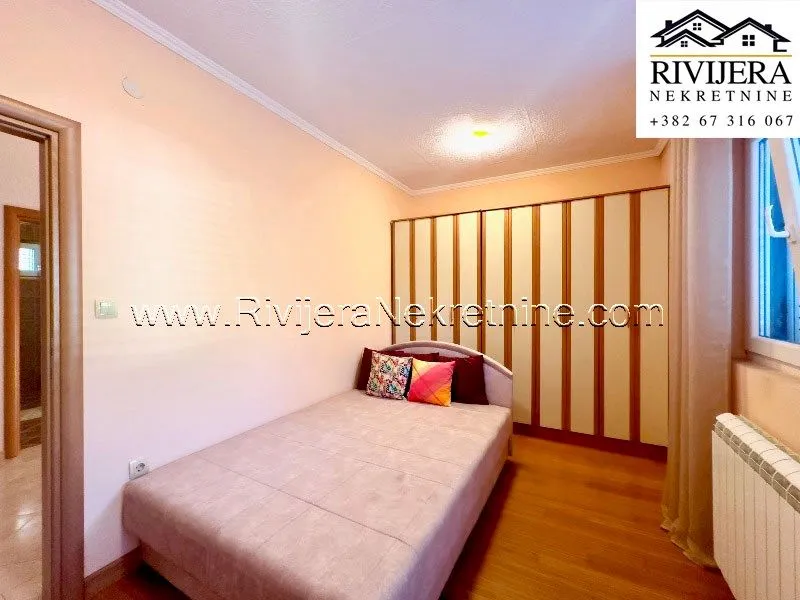 Prodaja, kuća, 350m², Gradiošnica, Tivat