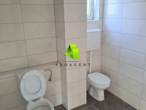 Sale, office space, 137m², Medijana, Niš - image 11