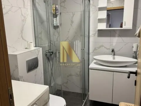 Izdavanje, dvosoban stan, 45m², Novi Sad, Srbija - image 9