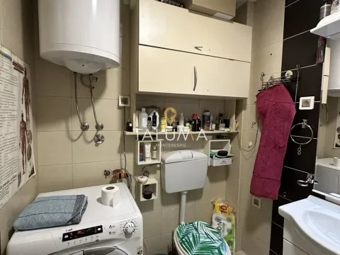 Prodaja, jednosoban stan, 48m², Stari Aerodrom, Podgorica - image 4